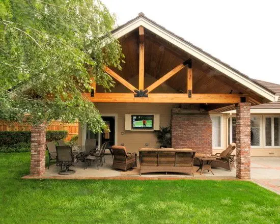 built-stick-covered-patio-3